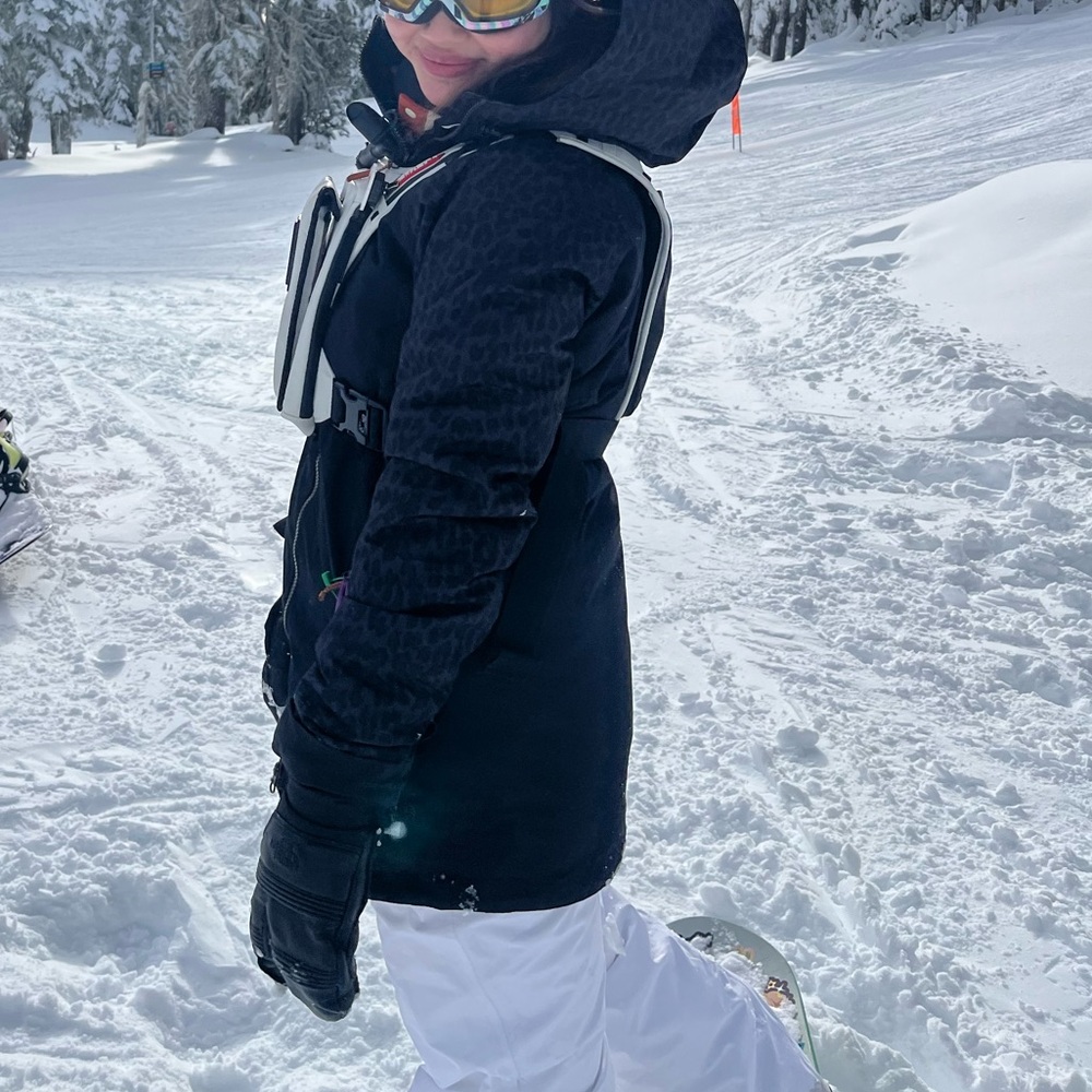 Snowboard Jacket - Picture 4 of 5